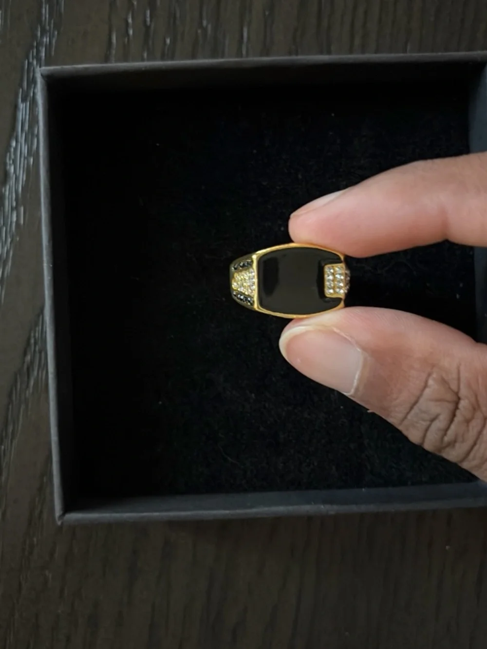 Men's Gold-Tone Signet Ring with Polished Finish